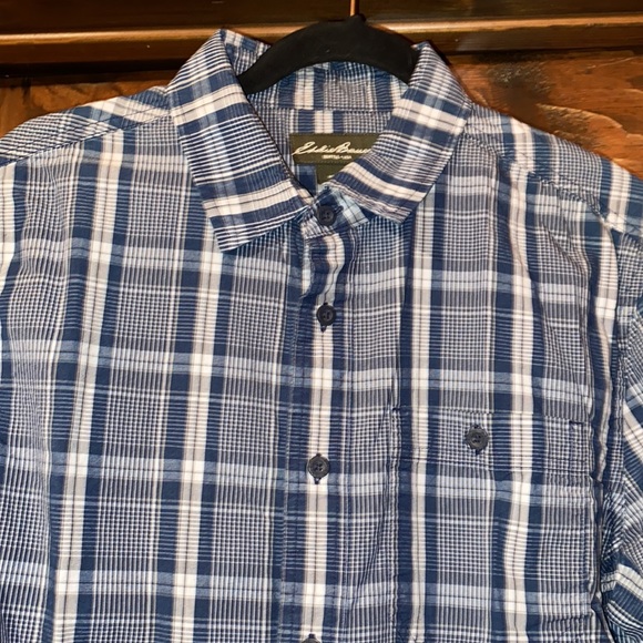 Eddie Bauer Plaid Long Sleeve Button Down Shirt - Picture 2 of 7